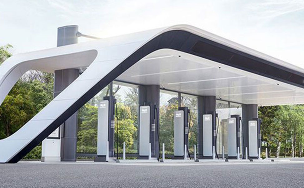 康普利汽車(chē)充電樁的市場(chǎng)競(jìng)爭(zhēng)力分析